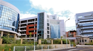 湖南大学罗切斯特设计学院（深圳）