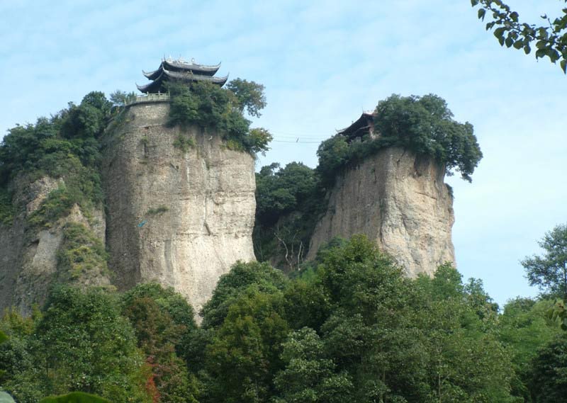 窦真殿 窦真殿