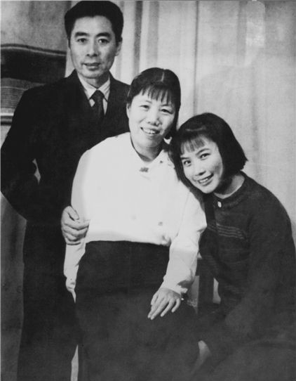 孙维世 孙维世