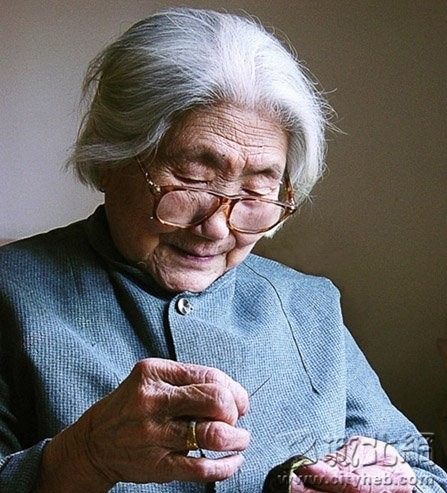 妈妈不要丢下我 妈妈不要丢下我