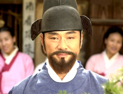 李德华