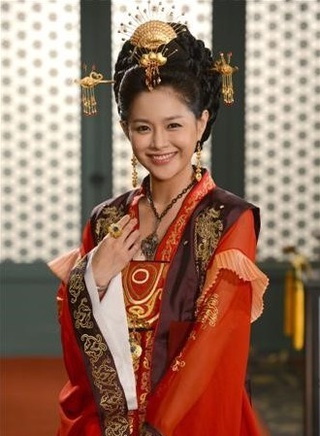 卢英学