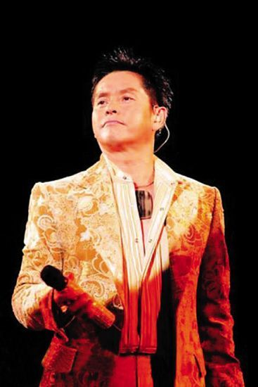 《一生何求》演唱者:谭咏麟 《一生何求》演唱者:谭咏麟