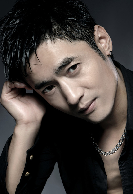 陈咏(中国内地男歌手、演员)