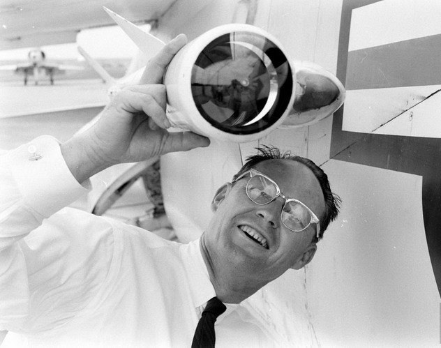 响尾蛇飞弹之父-William B. McLean
