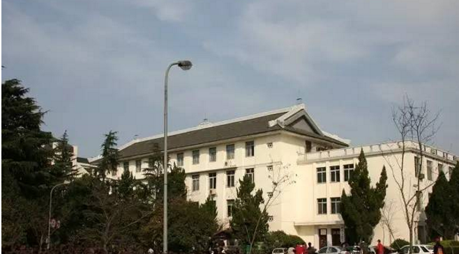 武汉大学政治与公共管理学院 武汉大学政治与公共管理学院