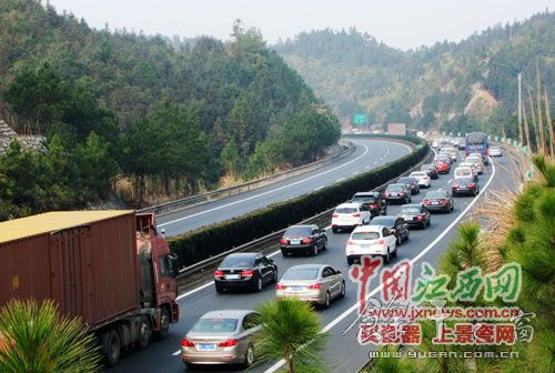 三益枢纽大塞车 三益枢纽大塞车