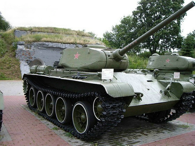 T-44中型坦克 T-44中型坦克