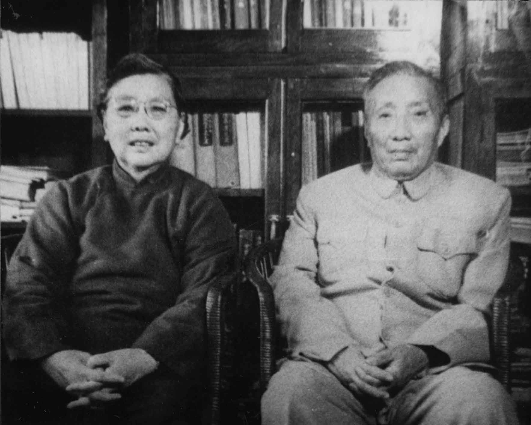 陈望道先生夫妇