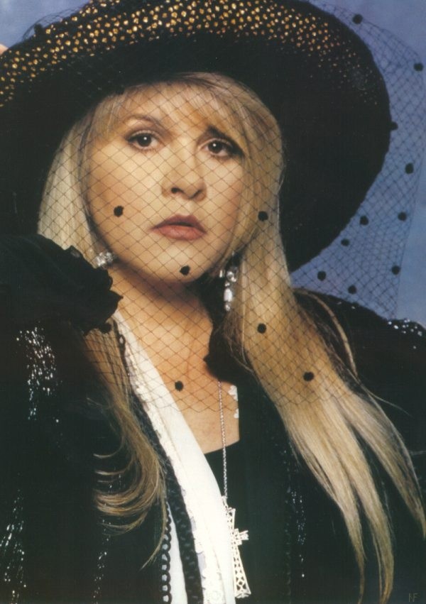 史蒂薇·妮克丝(Stevie Nicks) 史蒂薇·妮克丝(Stevie Nicks)