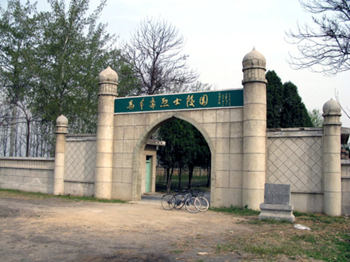 85年始建"马母祠" 85年始建"马母祠"