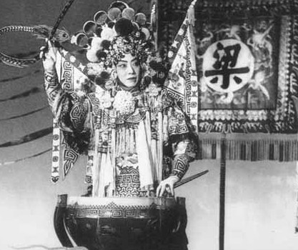 京剧梅兰芳《抗金兵》剧照 京剧梅兰芳《抗金兵》剧照