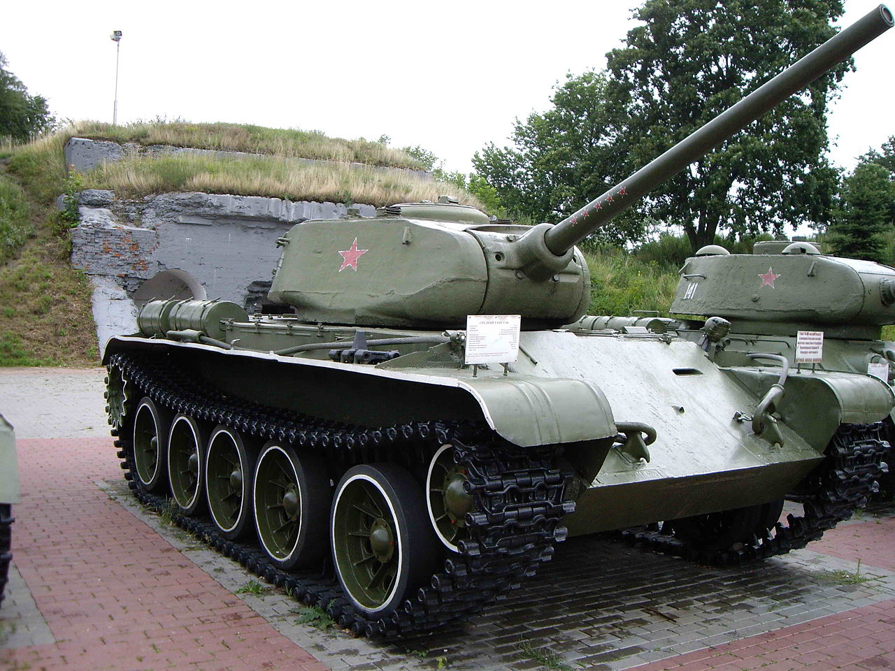 T-44 T-44