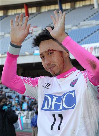 13赛季丰田阳平头部受伤