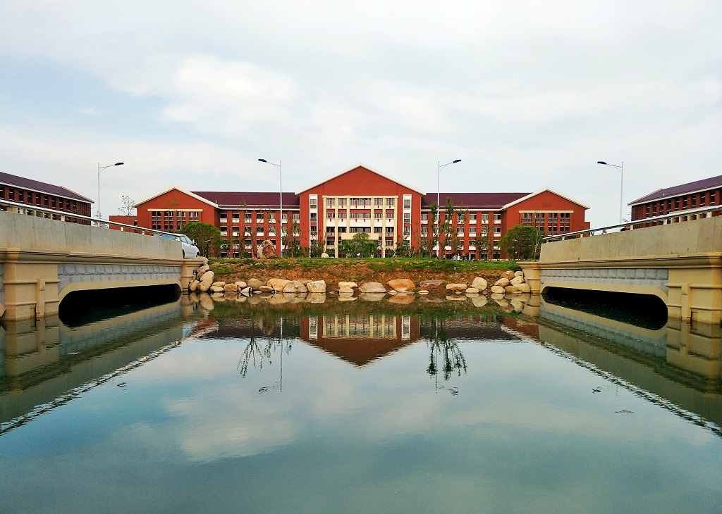 学校剪影 学校剪影