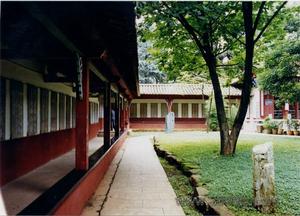 昙华寺