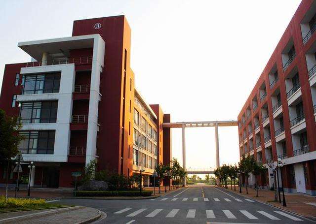 华东理工大学商学院 华东理工大学商学院