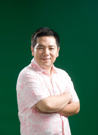 张明(郑州广播电台主持人) 张明(郑州广播电台主持人)