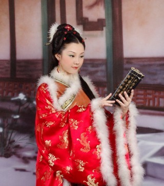 李歆 李歆