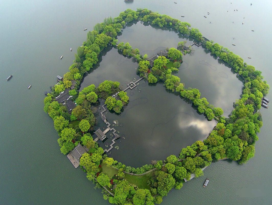 正果湖心岛 正果湖心岛