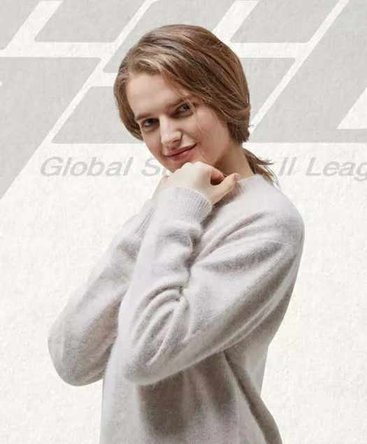 Scarlett(加拿大籍竞技游戏《星际争霸2》职业选手)