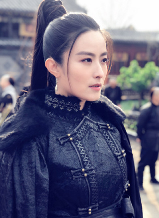 邱彬