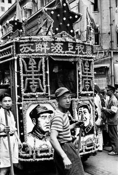 人民解放军胜利解放上海