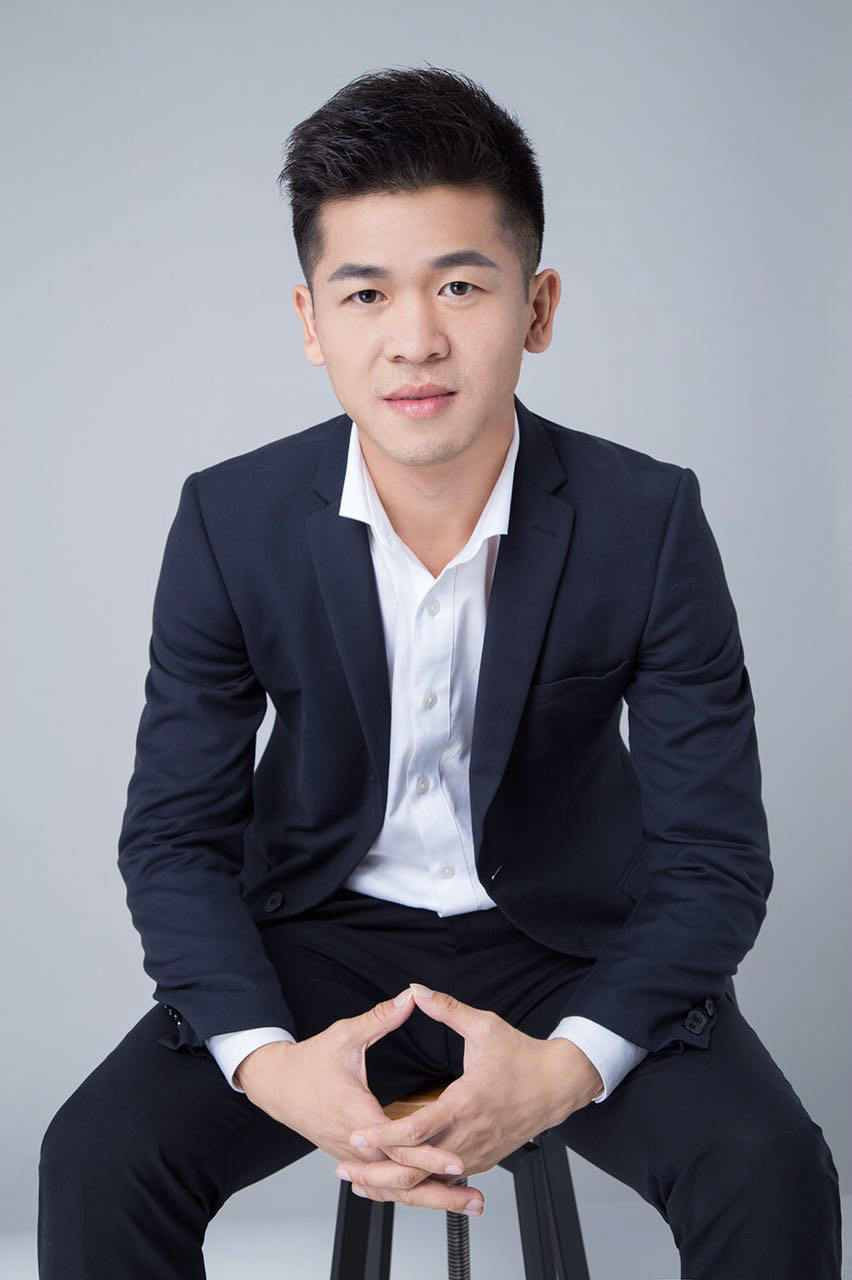 陈方明(曾任上海晶隆投资有限公司投资总监) 陈方明(曾任上海晶隆投资有限公司投资总监)