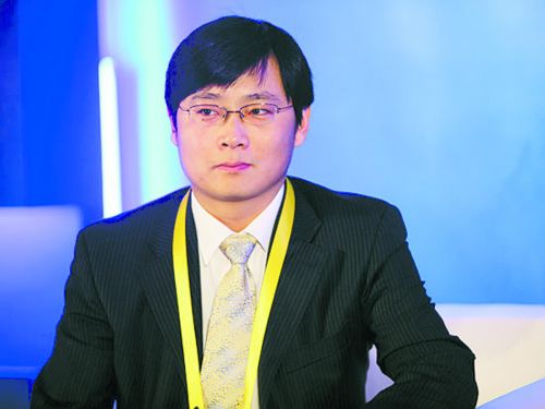 管清友