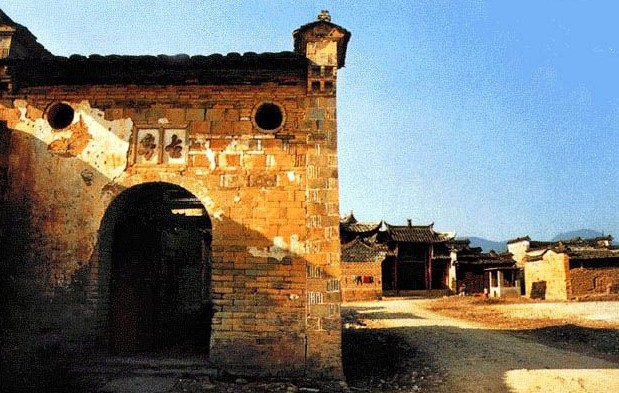 城村 城村