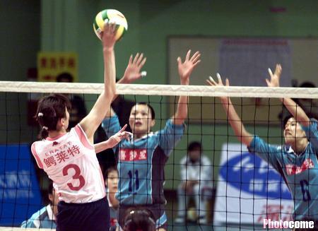 福建女排以3:2艰难战胜河北队 福建女排以3:2艰难战胜河北队