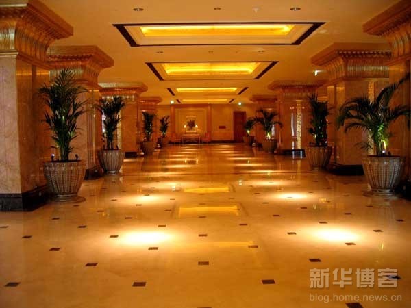 酋长国王宫酒店