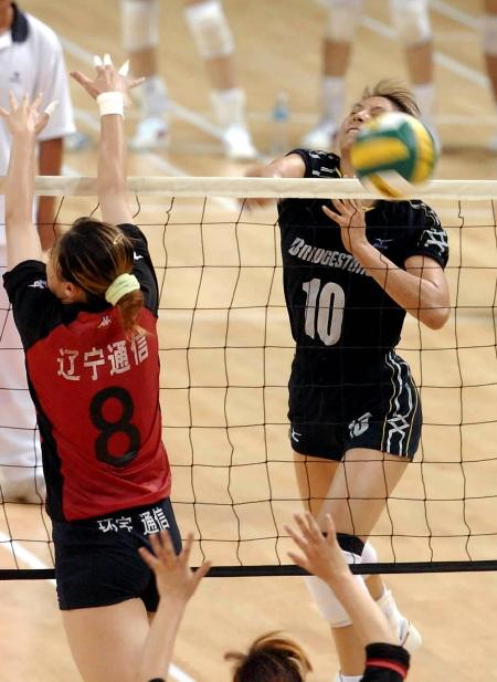 天津3-0胜辽宁 李娟在进攻中 天津3-0胜辽宁 李娟在进攻中