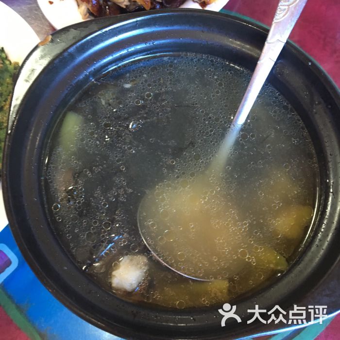 蛇舌草炖猪肉
