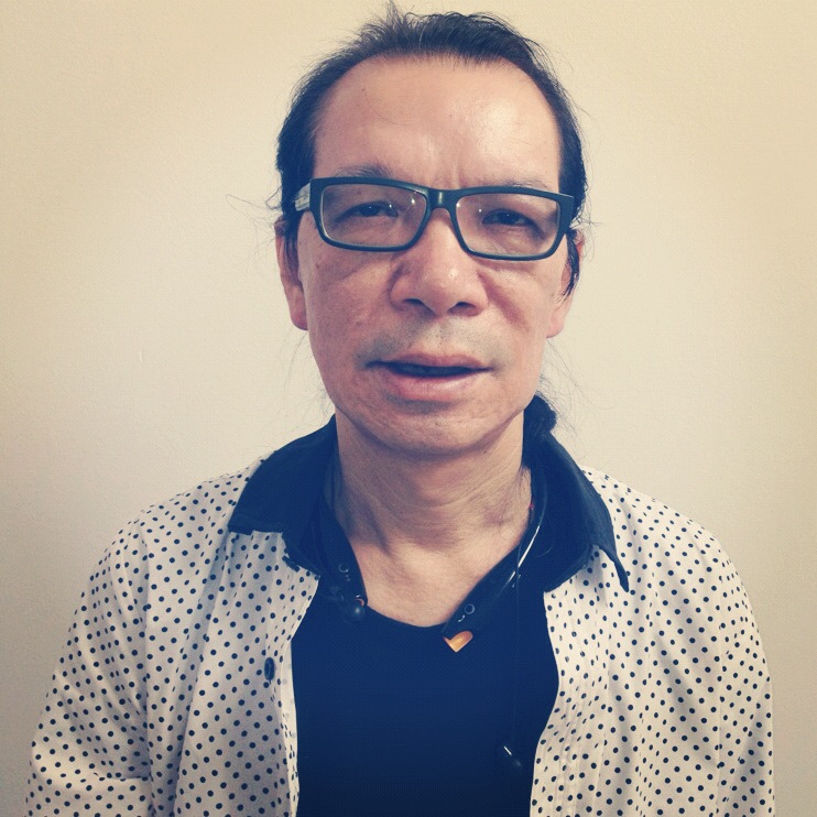 导演谭铭,本名谭锐铭 导演谭铭,本名谭锐铭