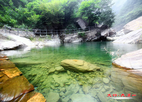 九莲山静友潭