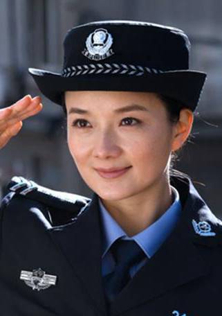 穿警服的那些女孩儿