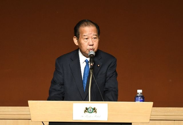 二阶俊博