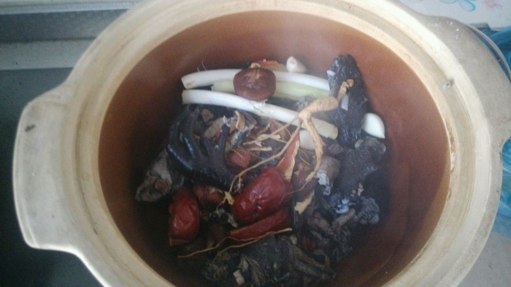 人参乌鸡汤 人参乌鸡汤